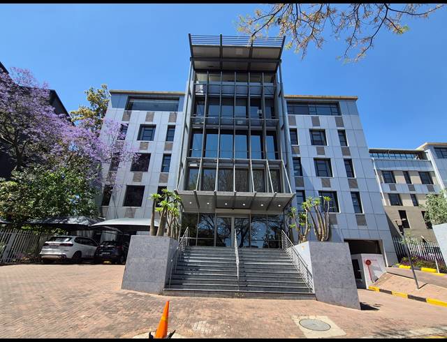 52M² OFFICE TO LET IN SANDTON CENTRAL